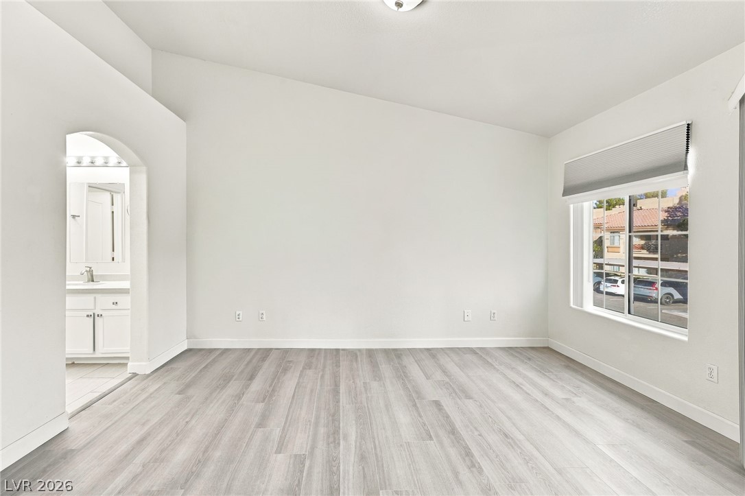 Photo 14 of 34, 7400 W Flamingo Road #2013