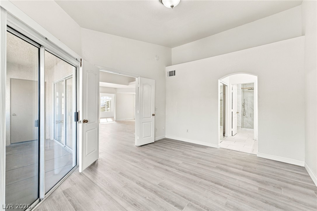 Photo 16 of 34, 7400 W Flamingo Road #2013