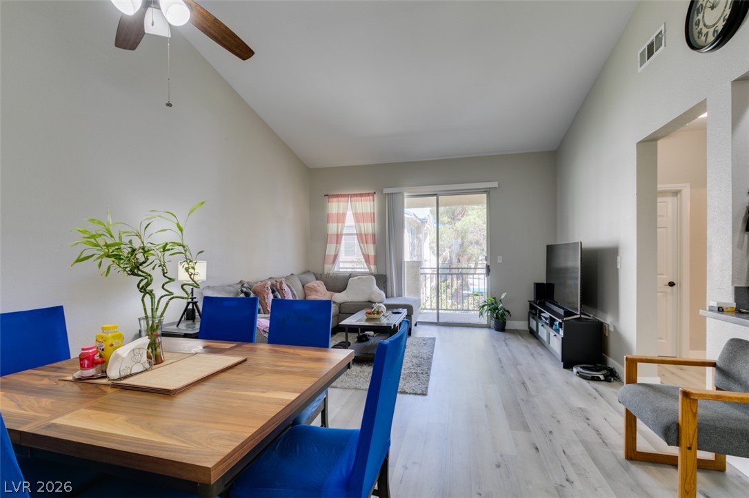 Photo 9 of 40, 5155 W Tropicana Avenue #2081