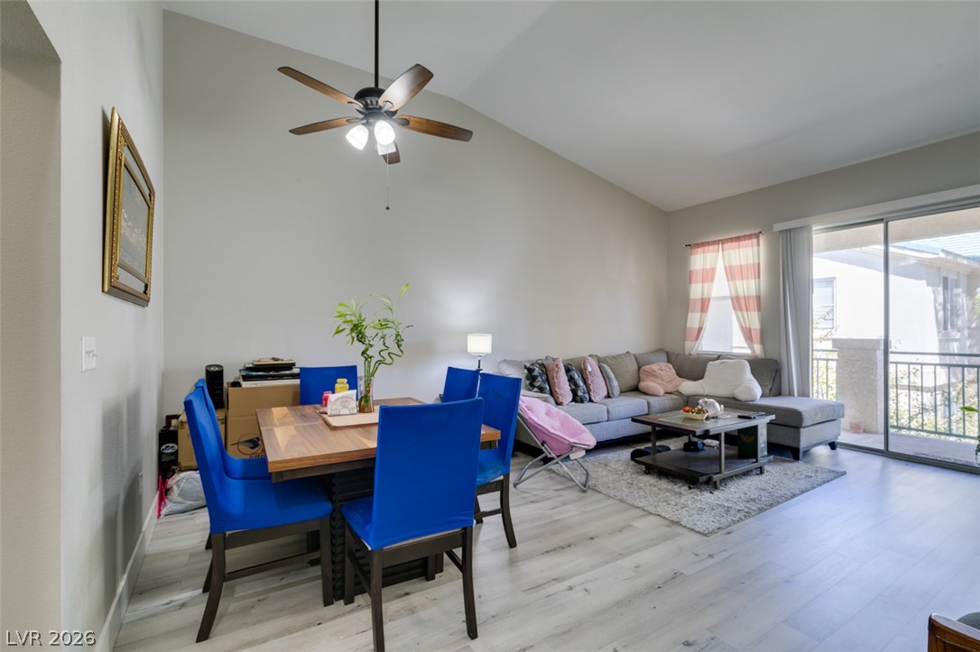 Photo 10 of 40, 5155 W Tropicana Avenue #2081