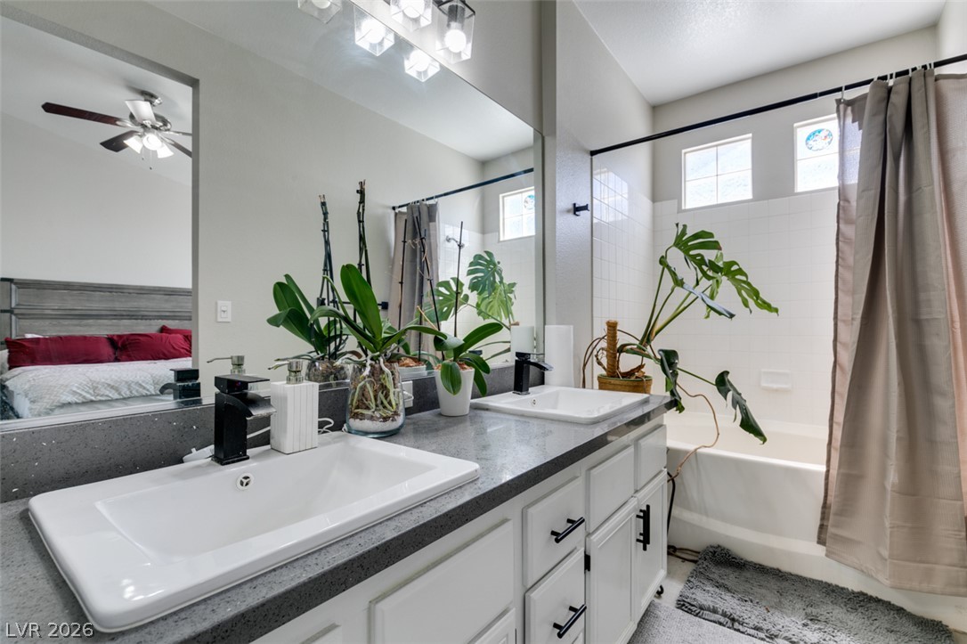 Photo 15 of 40, 5155 W Tropicana Avenue #2081