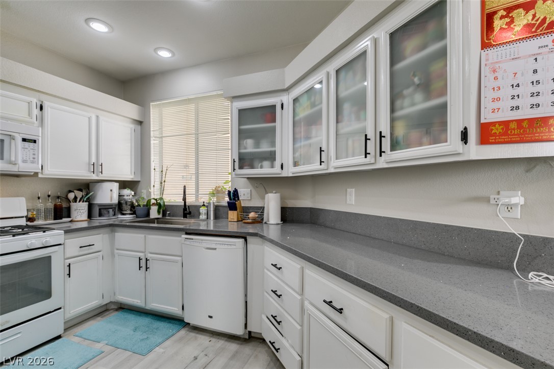 Photo 27 of 40, 5155 W Tropicana Avenue #2081