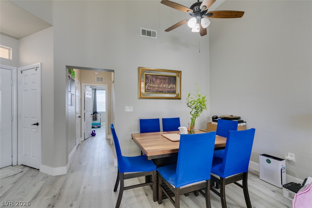 Photo 7 of 40, 5155 W Tropicana Avenue #2081