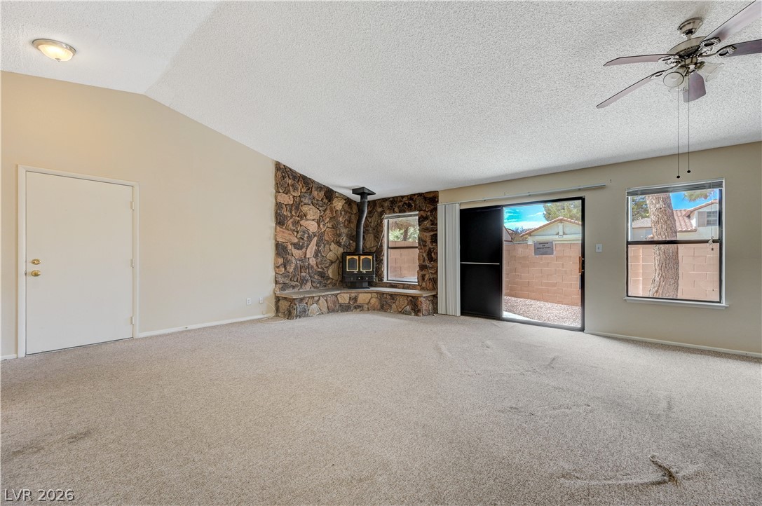Photo 6 of 31, 2856 Belleza Lane