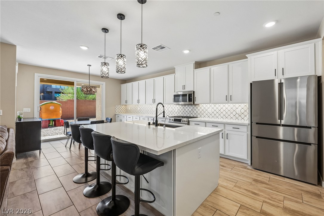 Photo 13 of 72, 194 Viento Ridge Street