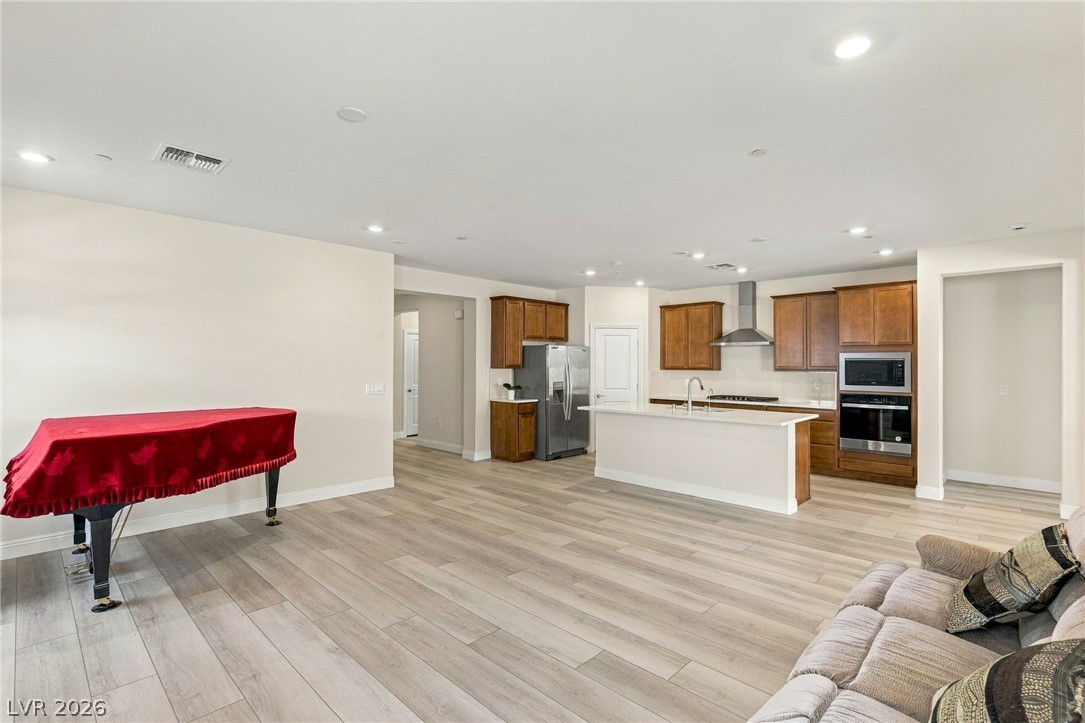 Photo 10 of 43, 10984 Harlowe Grove Court