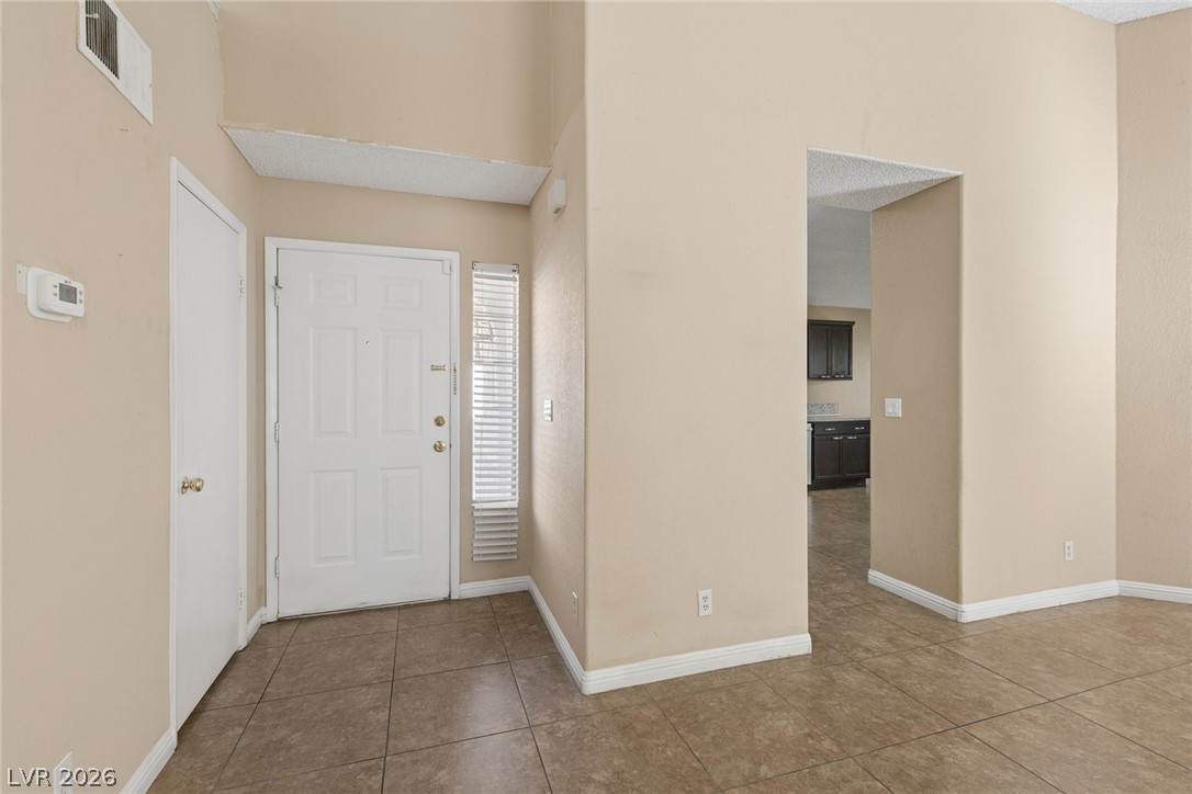 Photo 4 of 7413 Winter Garden Court