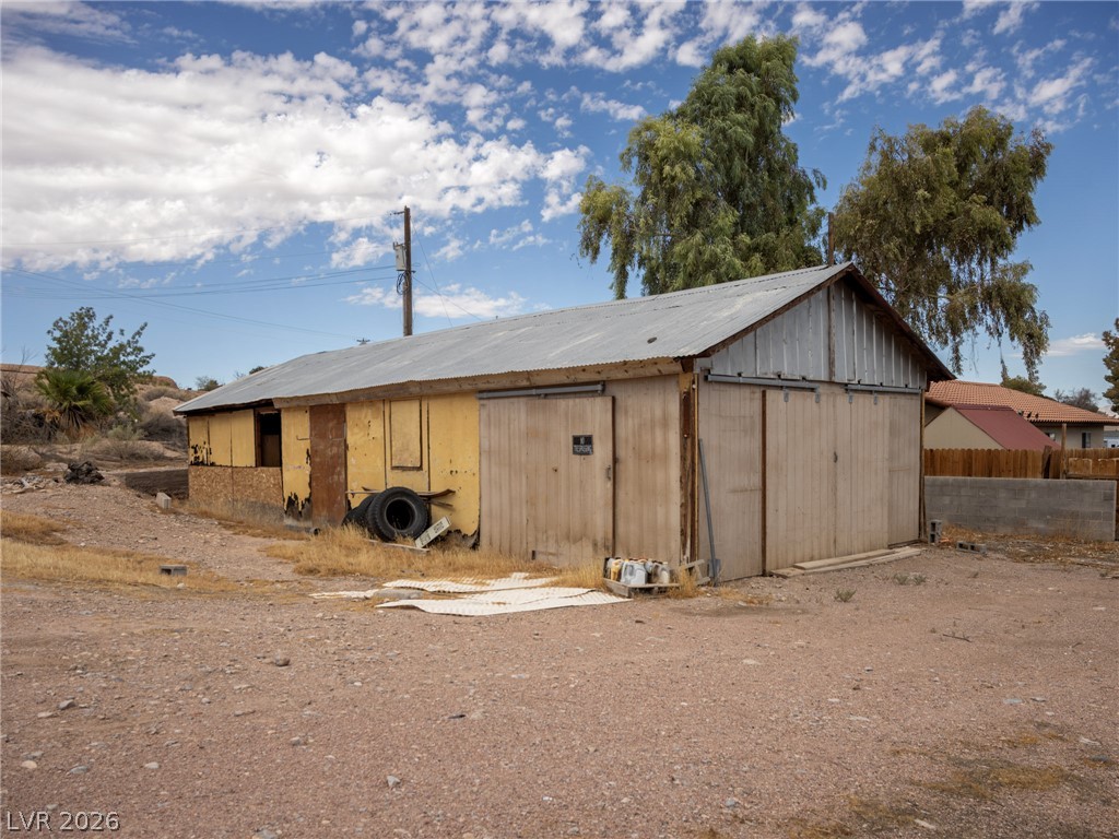 Photo 24 of 24, 560 Bonelli Avenue