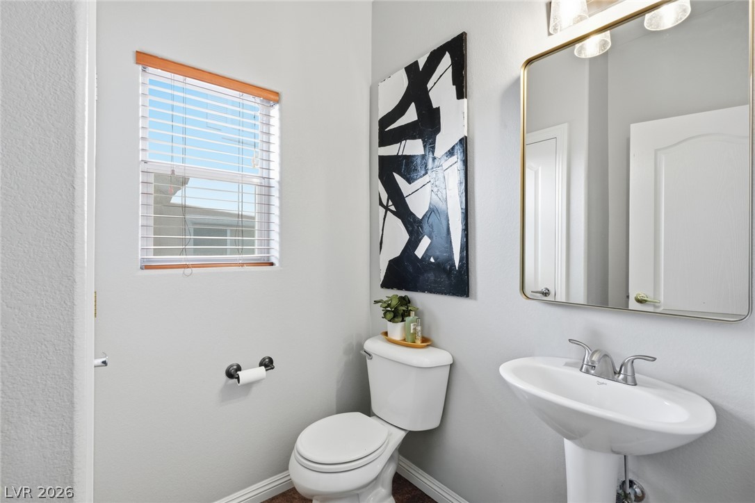 Photo 13 of 32, 8789 Horizon Wind Avenue #103