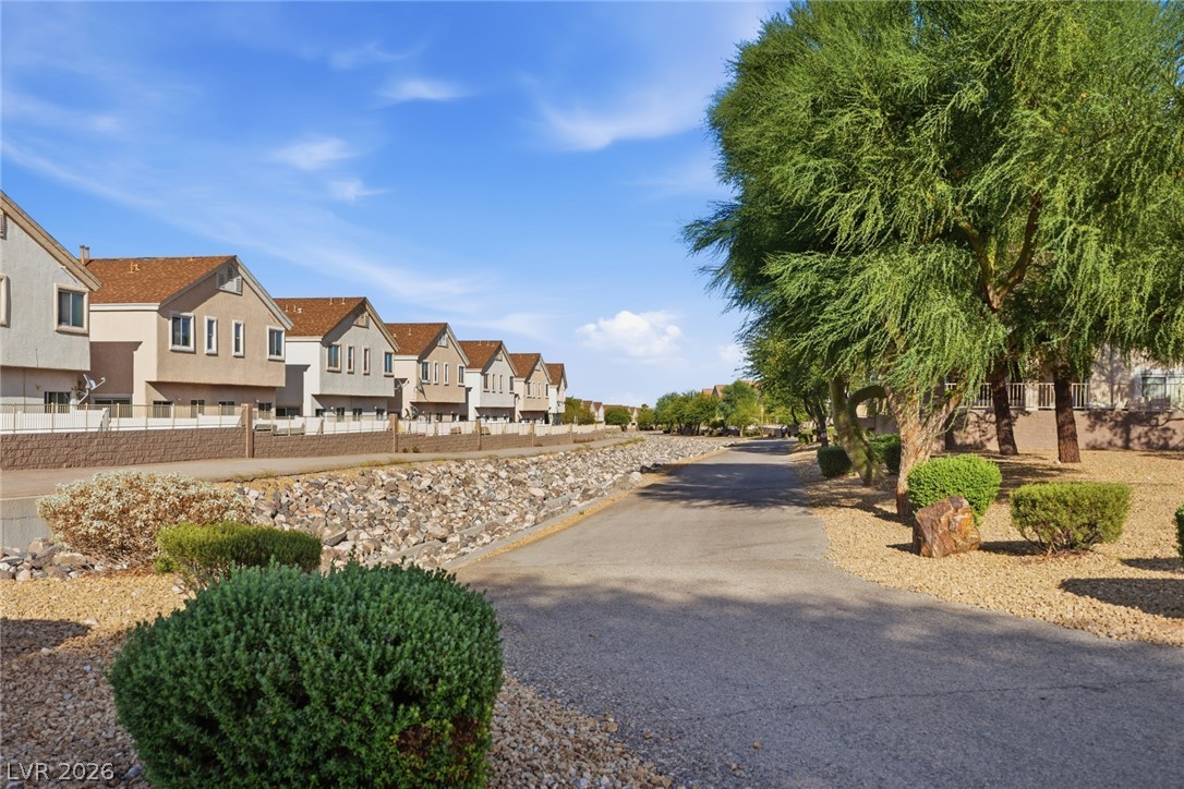Photo 28 of 32, 8789 Horizon Wind Avenue #103