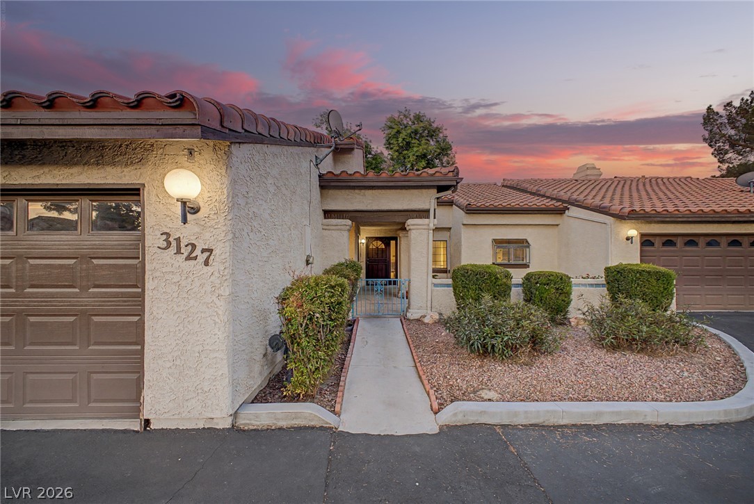 Photo 6 of 67, 3127 La Mancha Way