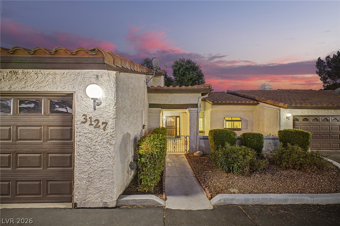 Photo 7 of 67, 3127 La Mancha Way