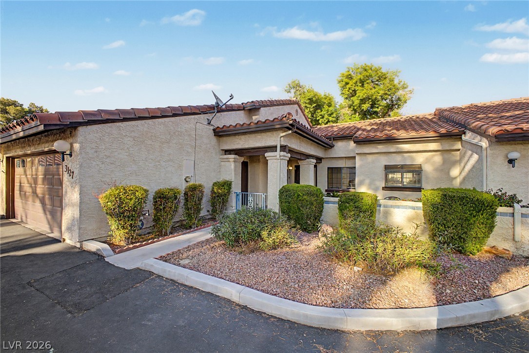 Photo 12 of 67, 3127 La Mancha Way
