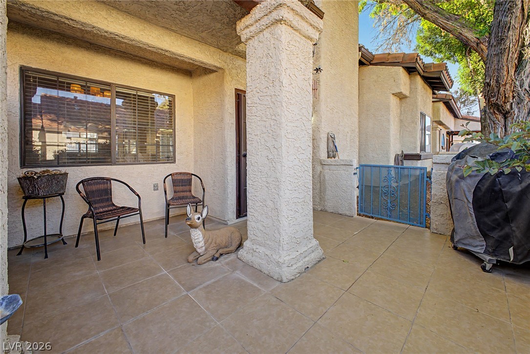 Photo 16 of 67, 3127 La Mancha Way