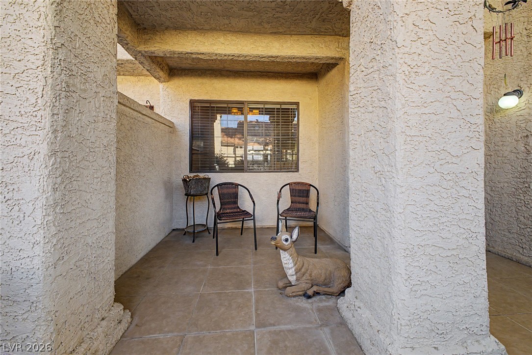 Photo 17 of 67, 3127 La Mancha Way