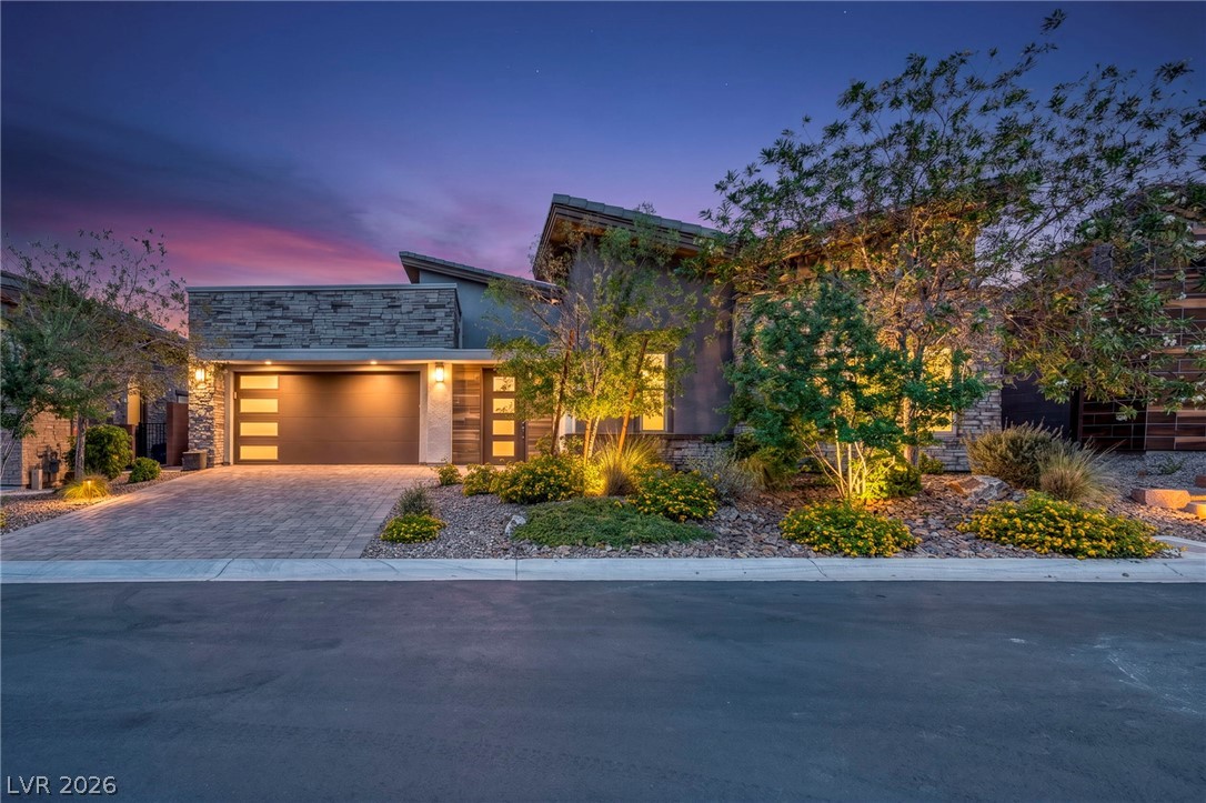 6184 Willow Rock Street, Las Vegas 89135