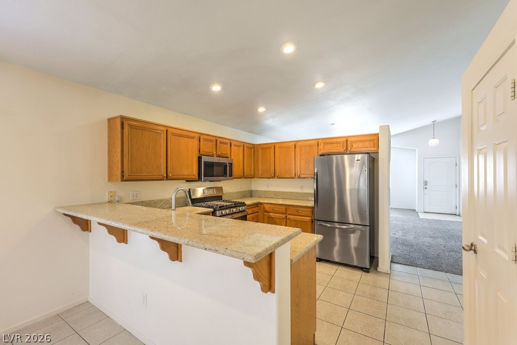 Photo 11 of 39, 3186 CASTLE CANYON Avenue