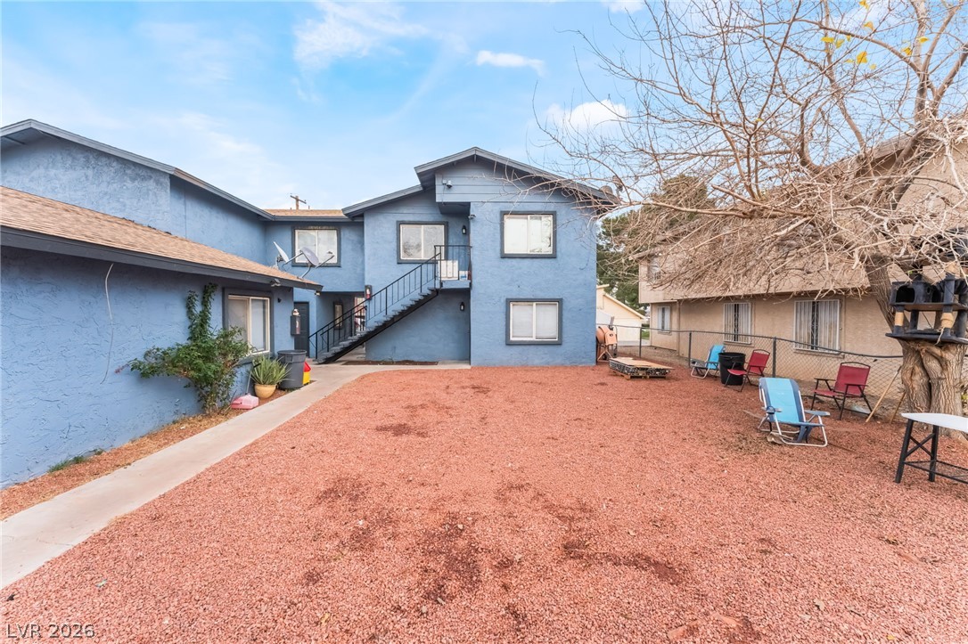 Photo 5 of 828 Sagman Street