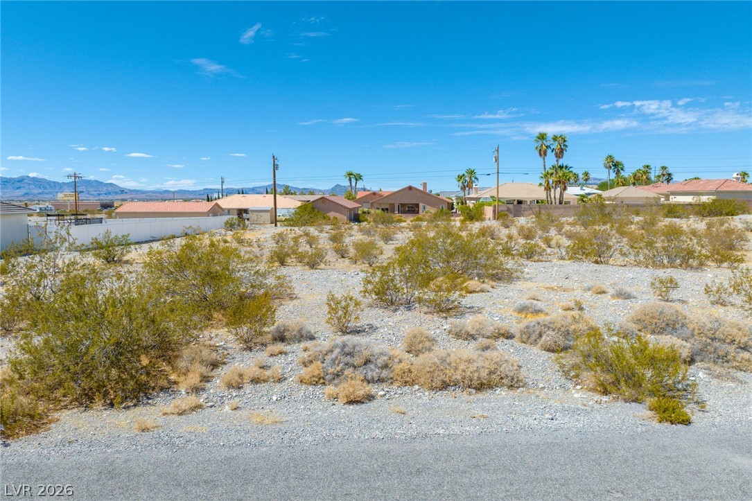 Photo 4 of 2260 South Pampa Avenue