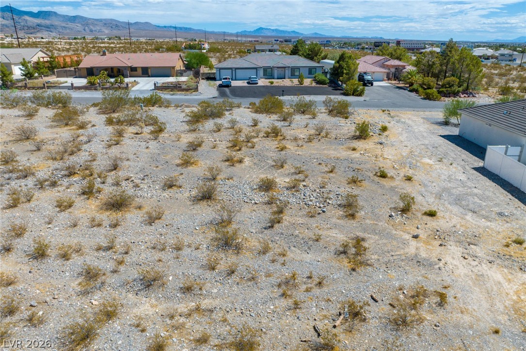Photo 3 of 2260 South Pampa Avenue