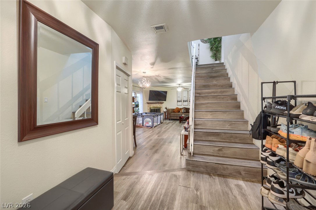 Photo 7 of 36, 4951 Schumann Drive