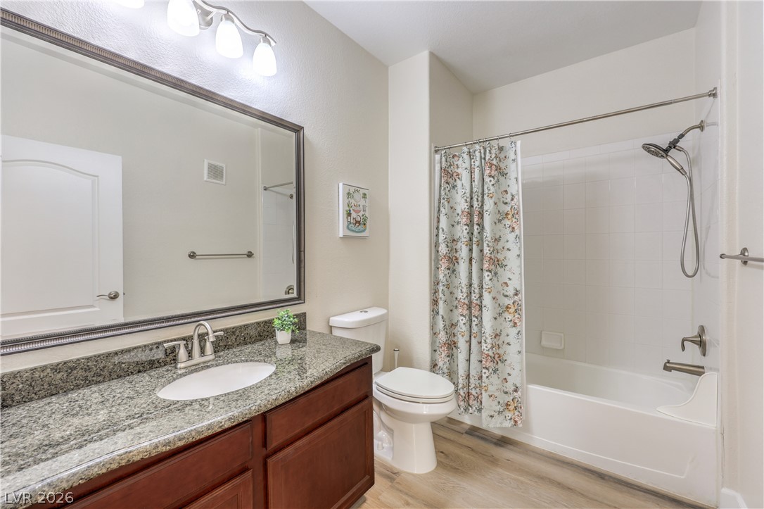 Photo 19 of 31, 10245 King Henry Avenue #103