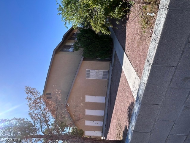 Photo 5 of 4930 Stanley Avenue