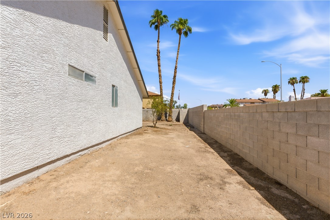 Photo 40 of 46, 6058 Mirror Lake Drive