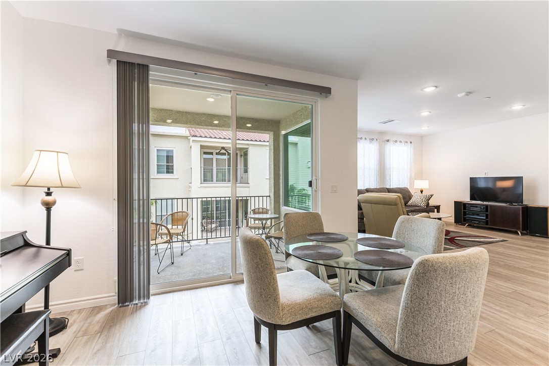 Photo 20 of 34, 2555 Hampton Road #2308