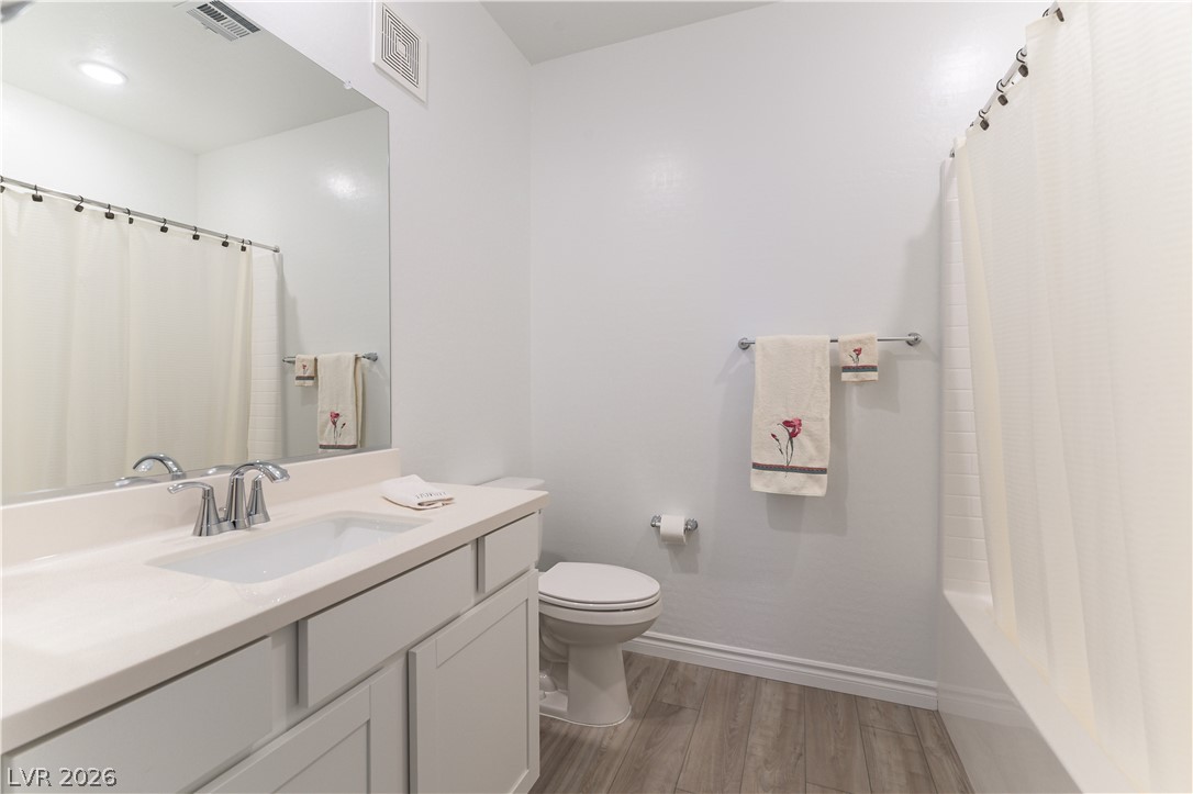 Photo 29 of 34, 2555 Hampton Road #2308