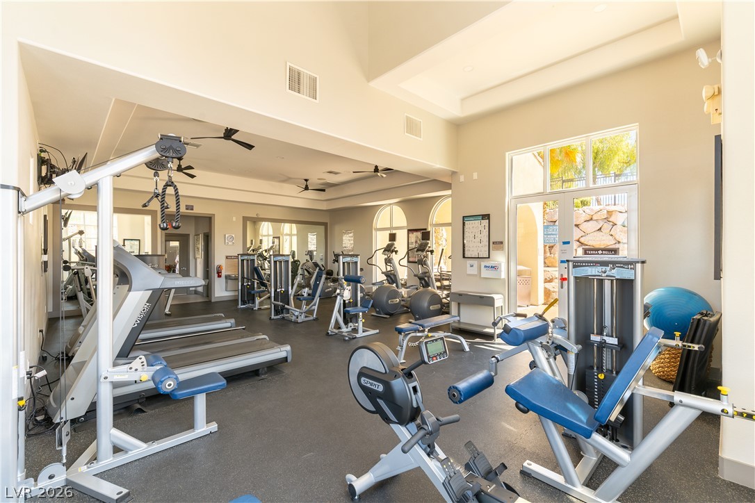 Photo 6 of 34, 2555 Hampton Road #2308
