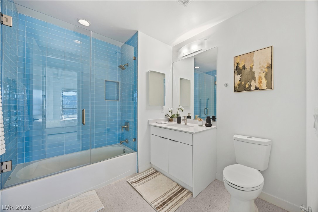 Photo 12 of 24, 353 E Bonneville Avenue #421