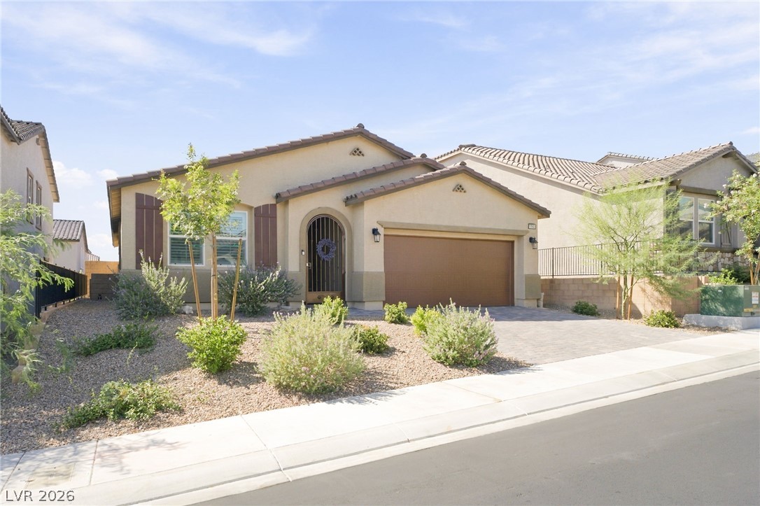 Photo 2 of 10933 Cilantro Avenue