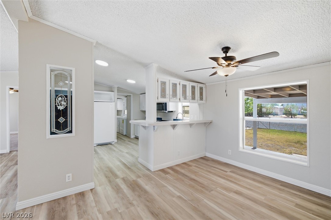 Photo 13 of 40, 3051 W Wilson Road
