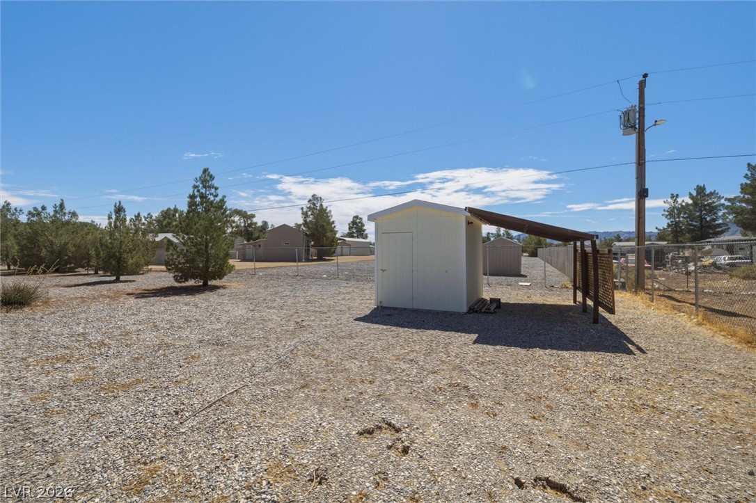 Photo 36 of 40, 3051 W Wilson Road
