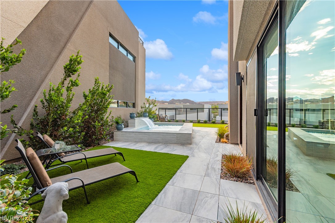 Photo 3 of 26 Heron Harbour Drive