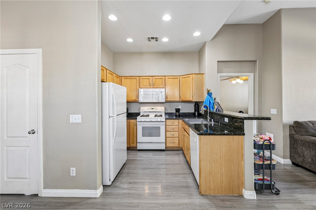 Photo 6 of 15, 10751 Bel Etage Court