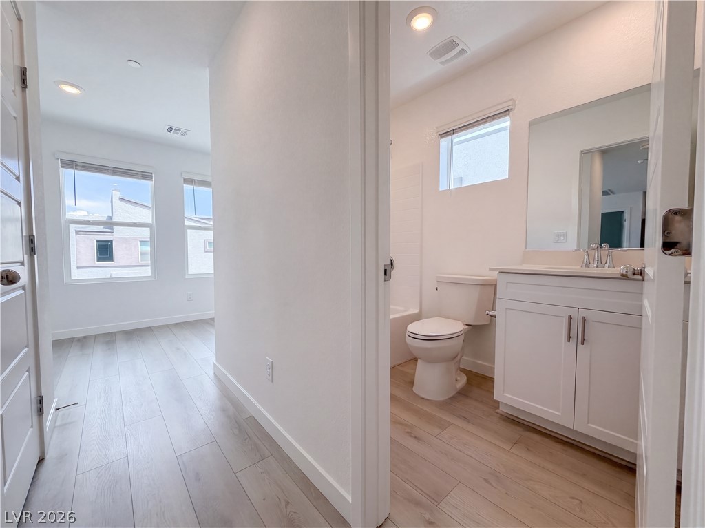 Photo 11 of 24, 543 Bellum Drive #1061