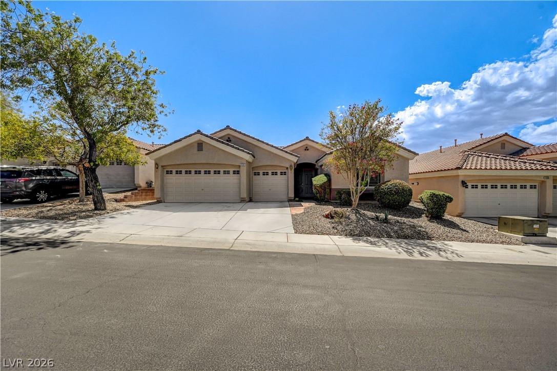 2201 Double Tree Avenue, Henderson 89052