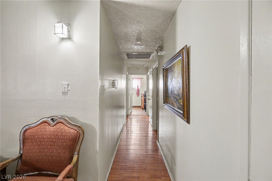 Photo 7 of 29, 1905 S 17th Street