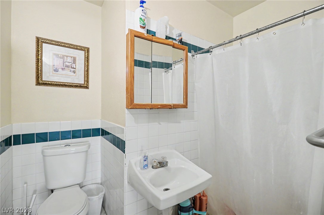 Photo 14 of 29, 1905 S 17th Street