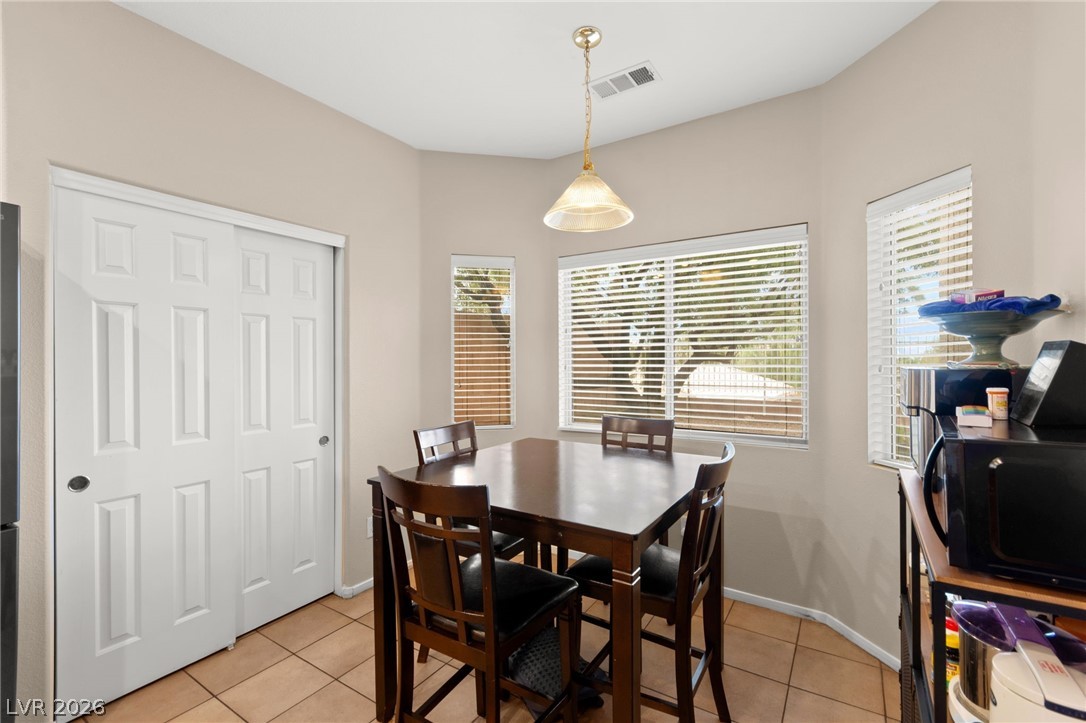 Photo 15 of 73, 855 Binbrook Drive