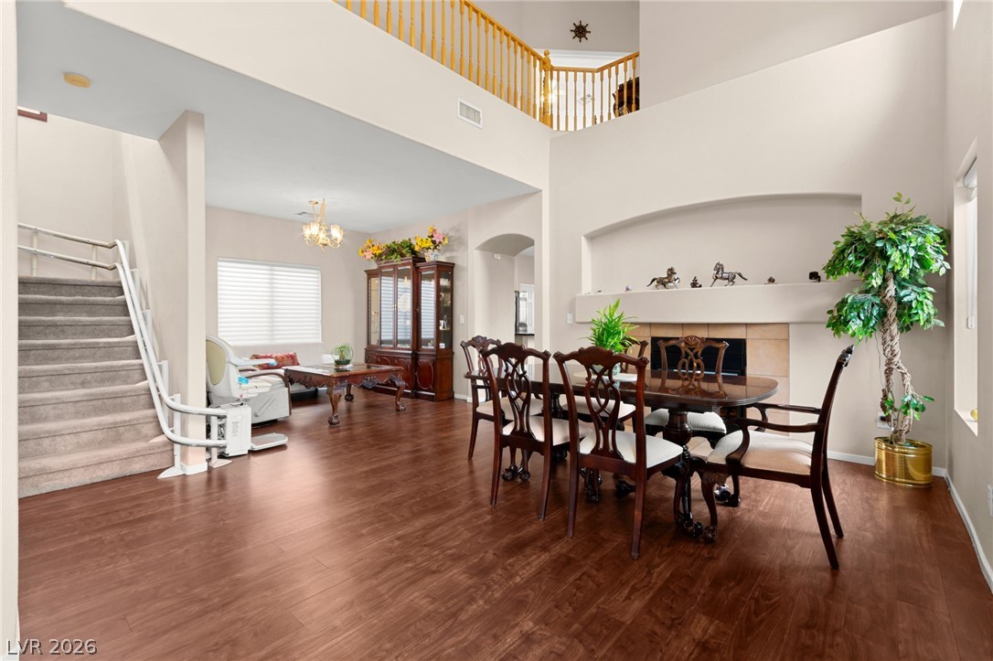 Photo 2 of 855 Binbrook Drive