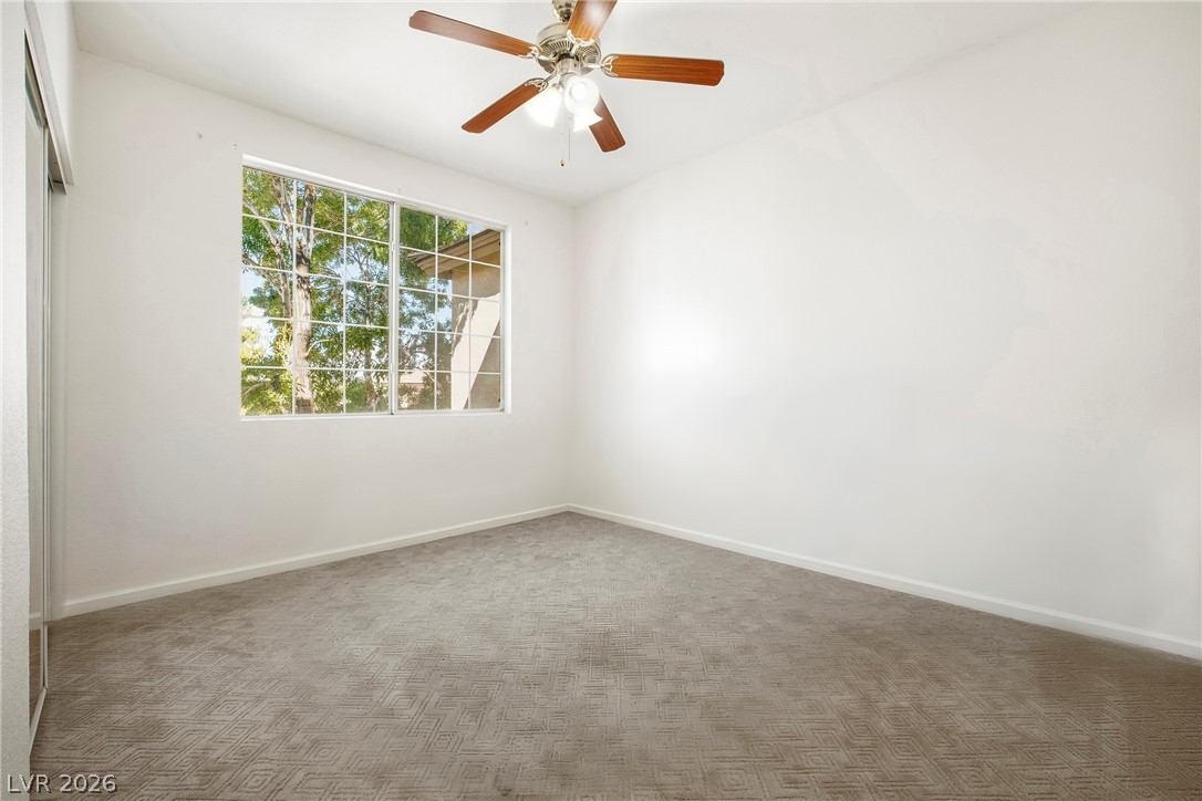Photo 11 of 41, 10217 King Henry Avenue #202