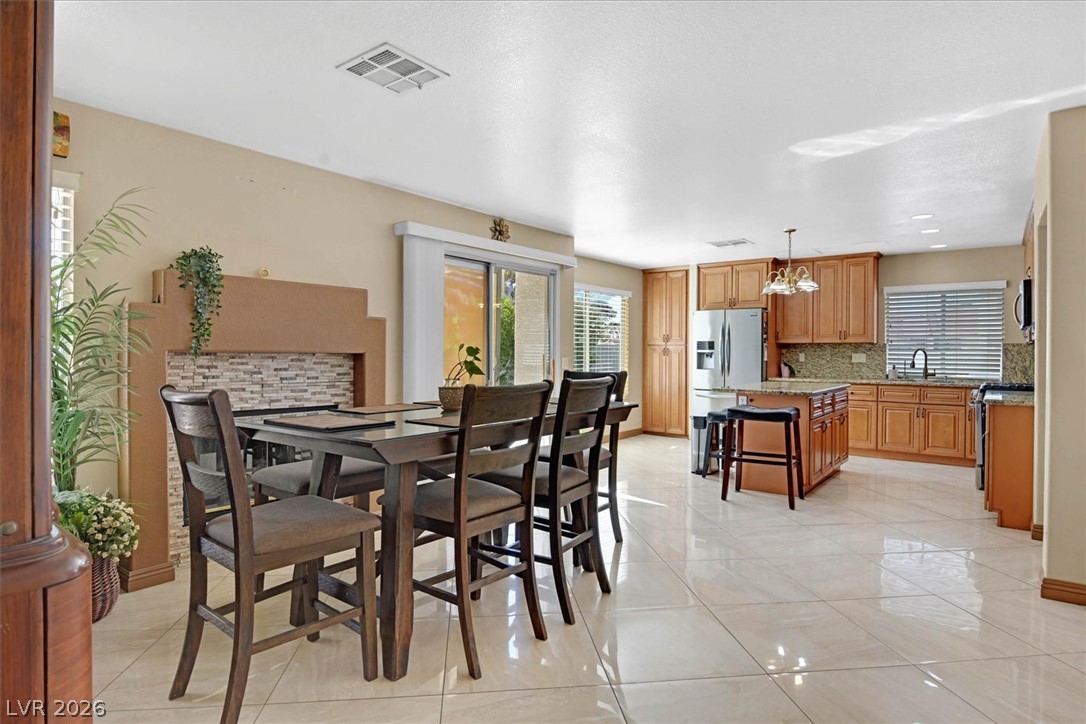 Photo 5 of 1715 Green Apple Way