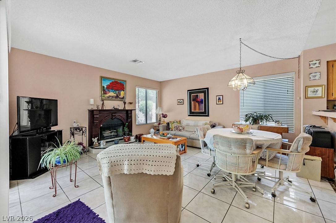 Photo 7 of 35, 2721 Brienza Way