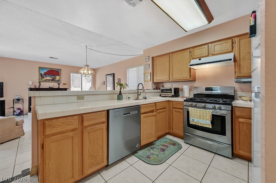Photo 12 of 35, 2721 Brienza Way