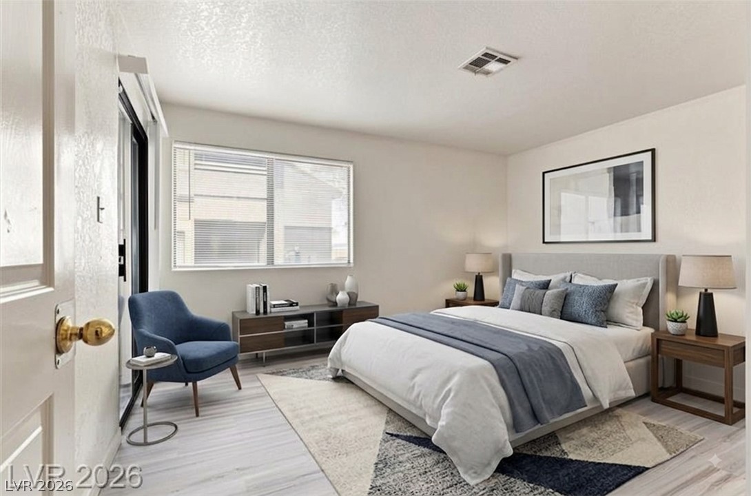 Photo 15 of 33, 5042 S Rainbow Boulevard #101