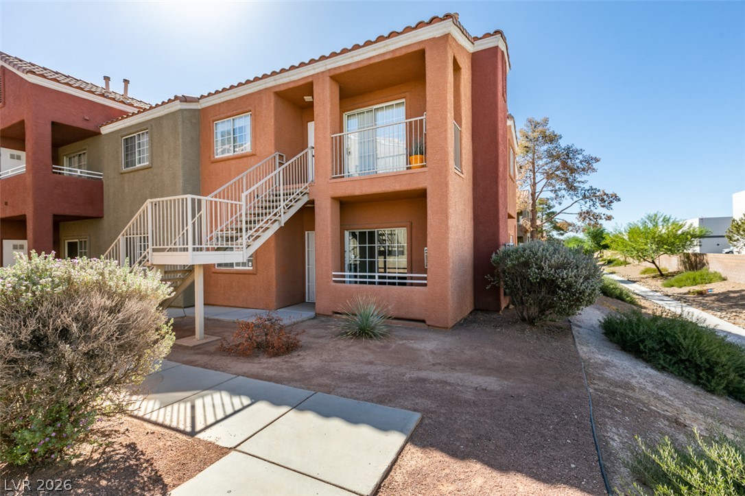 Photo 3 of 4730 E Craig Road #1166