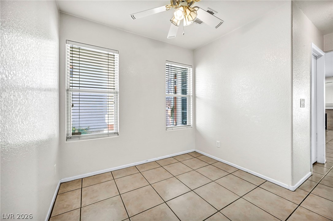 Photo 12 of 40, 1517 Bellglen Drive